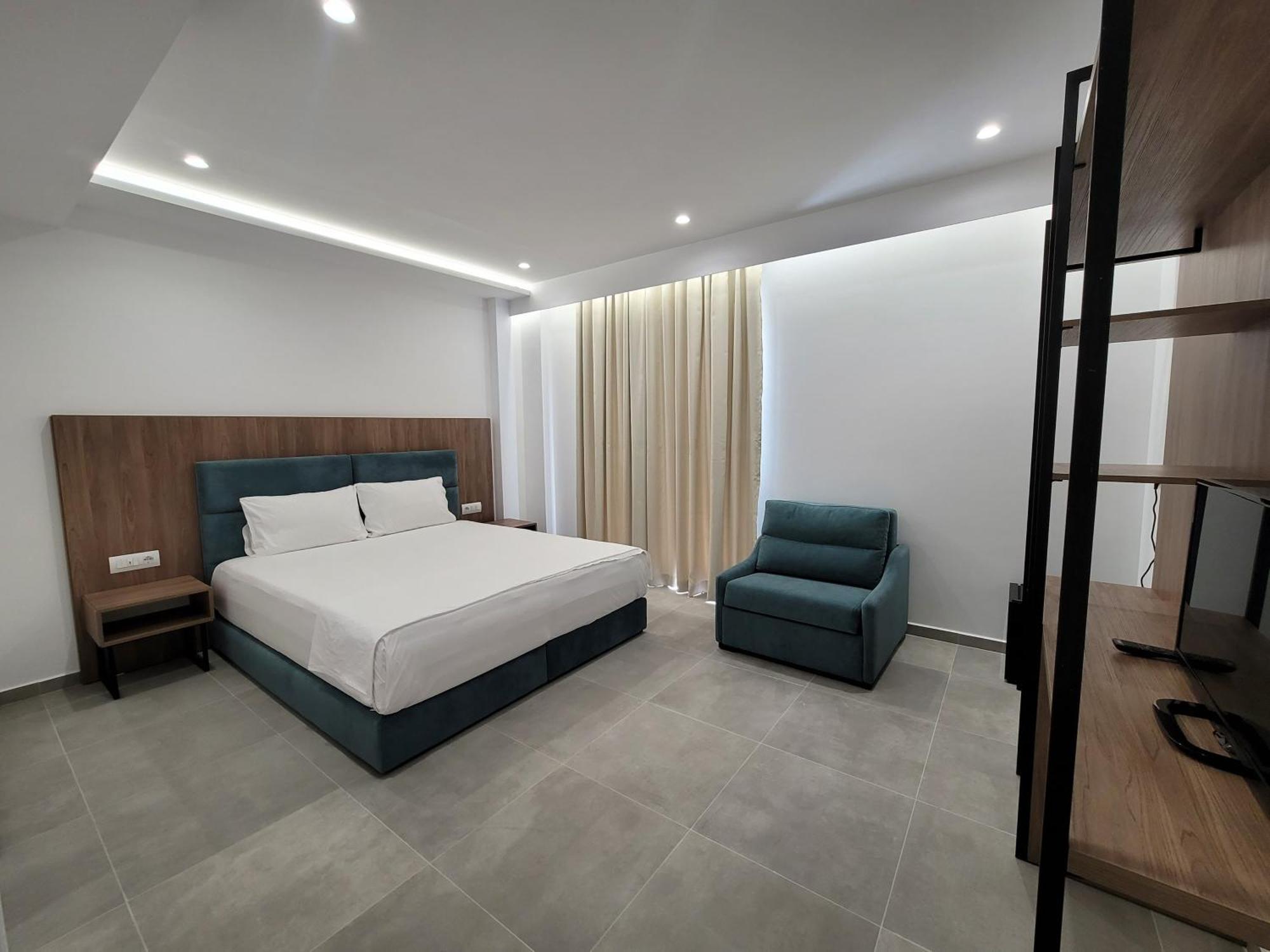 Prestige Hotel Ksamil Bagian luar foto