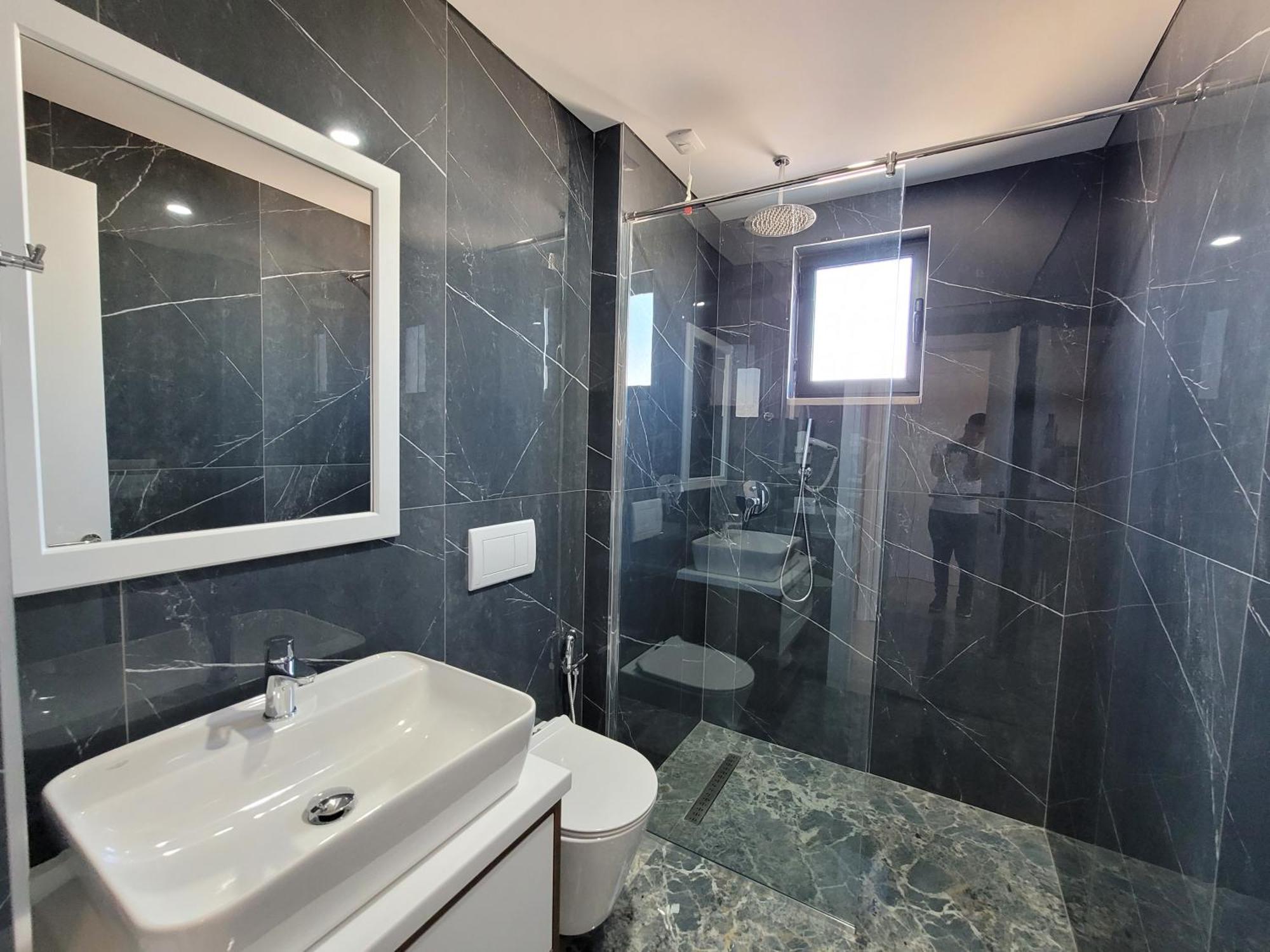 Prestige Hotel Ksamil Bagian luar foto