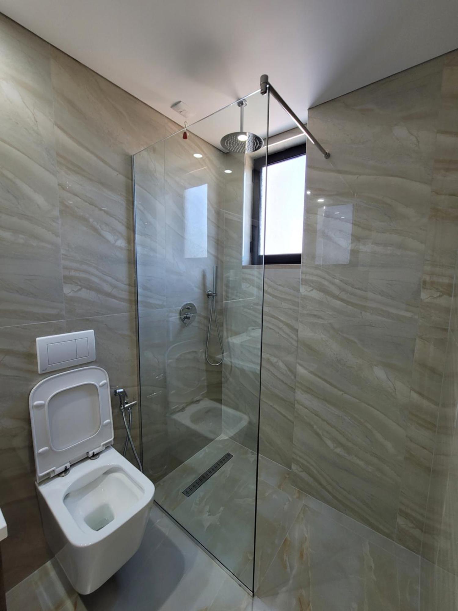 Prestige Hotel Ksamil Bagian luar foto